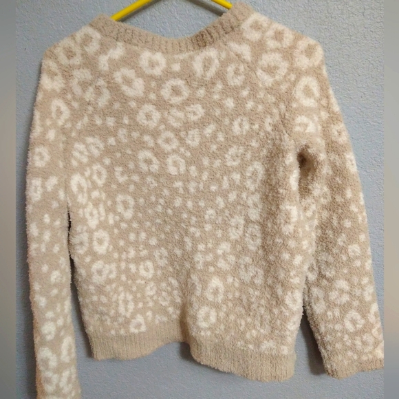 Luxury Premier Collection Cozy Sweater Lounger - Picture 4 of 9